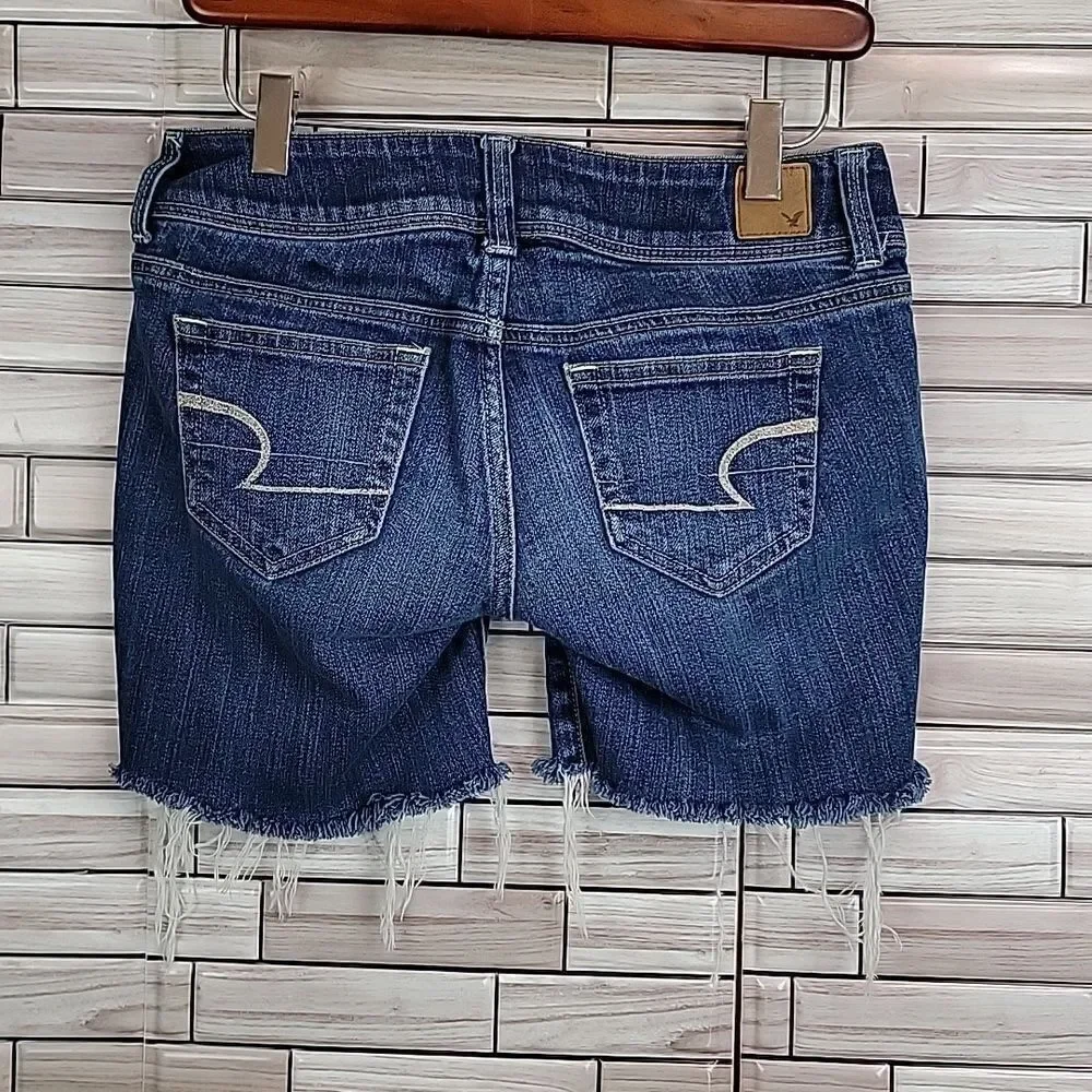 American Eagle cut off denim jean shorts Size 0